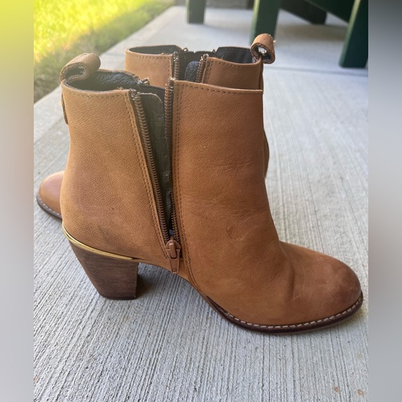 Steve Madden Booties Size 8 - GUC - Picture 7 of 8